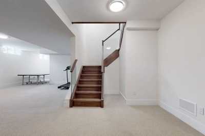 House 32