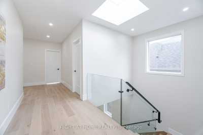 House 32