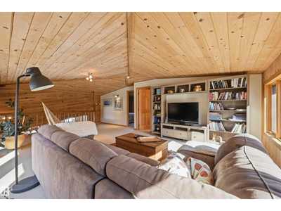 House 44