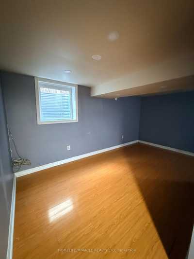 House 32