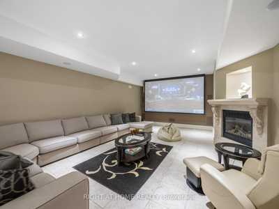House 32