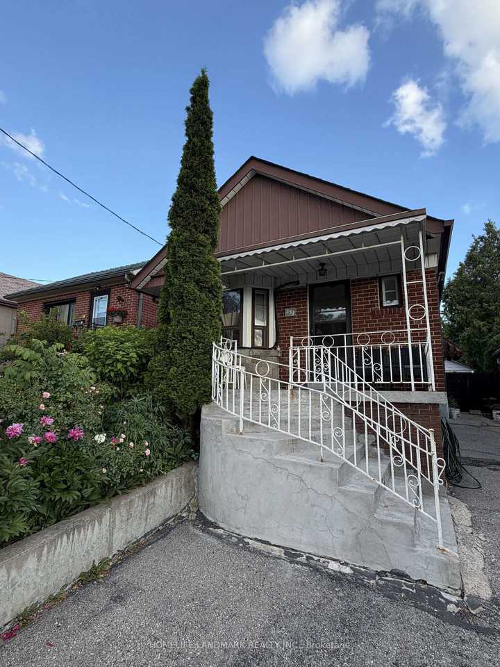 131 Cameron Avenue, W13523210, Toronto, Faye Wang 131 Cameron Avenue, W13523210, Toronto, for rent, Faye Wang, HomeLife Landmark Realty Inc., Brokerage
