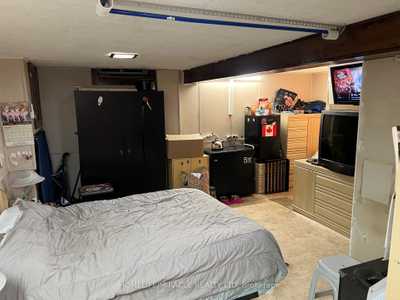 House 9