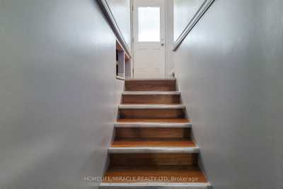 House 33