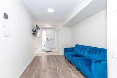 House 8