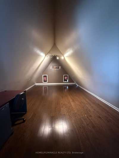 House 23