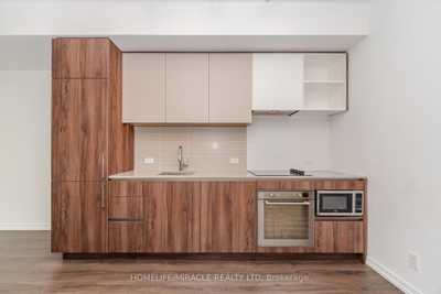 House 8