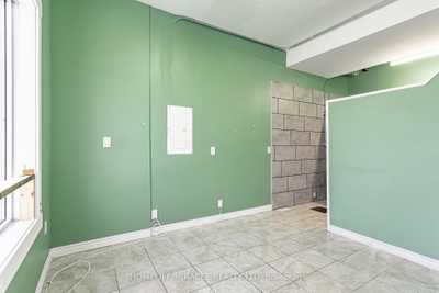 House 8