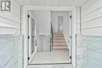 House 10