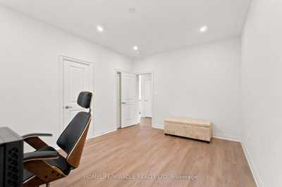 House 32