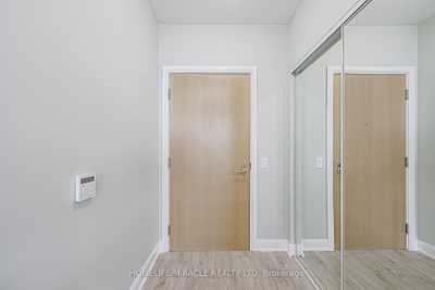 House 8