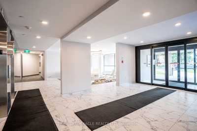 House 8
