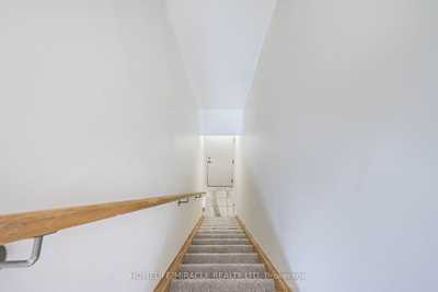 House 8