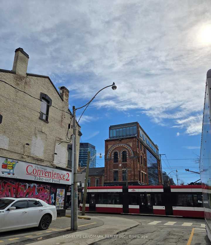 310 Queen Street E, C13726140, Toronto, Faye Wang 310 Queen Street E, C13726140, Toronto, for lease, Faye Wang, HomeLife Landmark Realty Inc., Brokerage