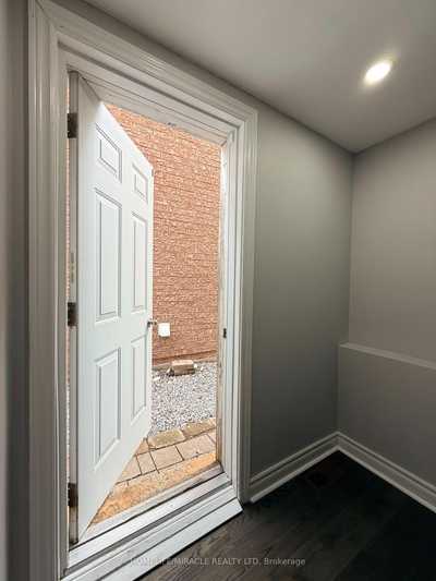 House 25